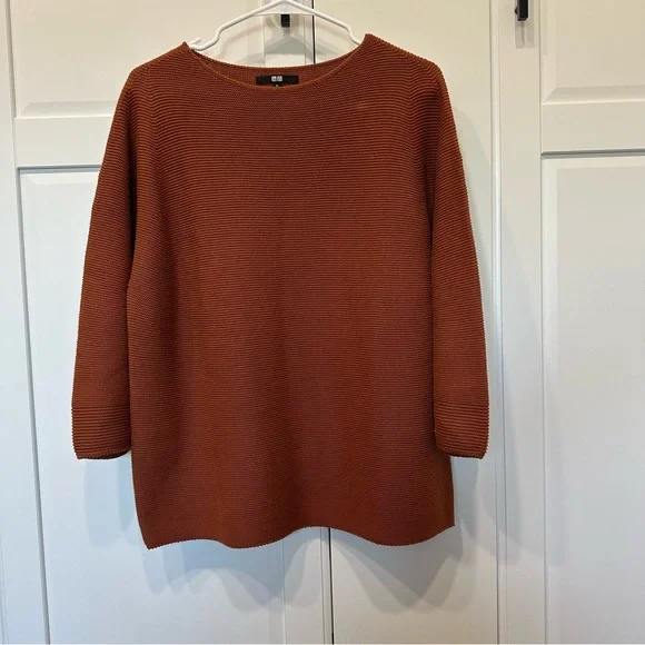 Uniqlo Women's Sweater - Brown - Picture 3 of 8
